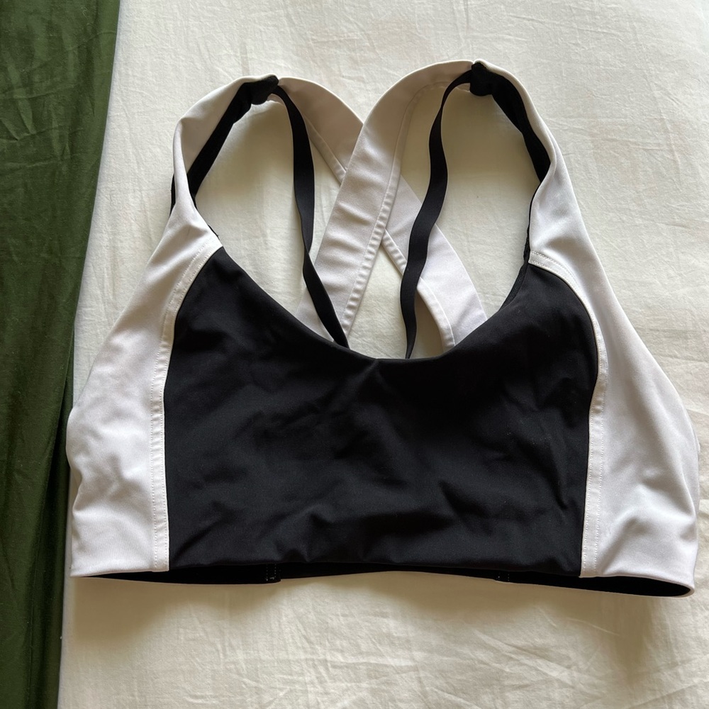 Black and White Lululemon Sports Bra
